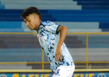 Eduardo Lara apela a la reserva para resolver temas de plantilla corta en Alianza