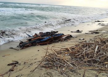 Aumenta a 86 los muertos en el naufragio de migrantes frente a costas de Italia