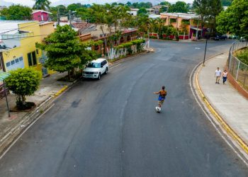 Entregan varias calles renovadas en Santa Ana