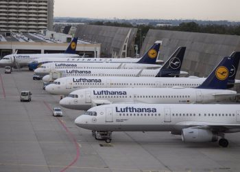 Vuelo de Lufthansa desviado tras turbulencia, 7 hospitalizados