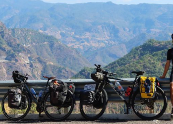 Ciclista que recorrió el continente americano fue impresionado por El Salvador