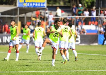 Firpo busca cura al «empatitis» en la Liga Indes