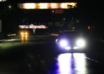 Autoridades regulan el tráfico sobre carretera Los Chorros tras leve derrumbe