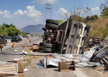Camión arrolló a grupo de vendedores en accidente de tránsito en bulevar Constitución