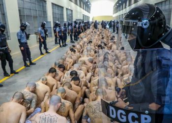 Trasladan a segundo grupo de pandilleros al Centro del Confinamiento de Terrorismo