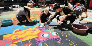Una tradición que fortalece la identidad: alfombras de sal entre estudiantes