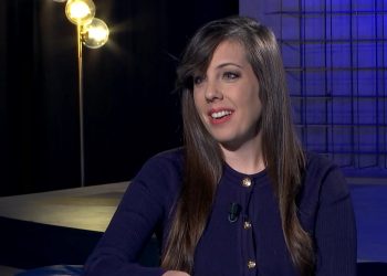 «Los medios que atacan a Bukele están atacando a todos los salvadoreños»: Elena Berberana, periodista española