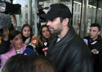 Gerard Piqué buscaría estar cerca de Shakira y sus hijos de nuevo