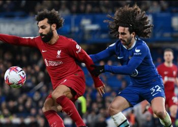 Chelsea y Liverpool empatan sin goles en partido aplazado de la Premier League