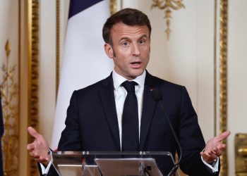 Macron: «Ser aliado de EE.UU. no significa ser su vasallo»