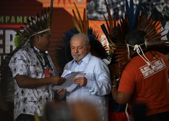 Lula demarca seis territorios indígenas en Brasil, los primeros en cinco años