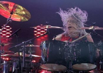 Antes de arribar a El Salvador, el baterista Mikkey Dee reveló que ensayó en secreto para ser parte de Scorpions