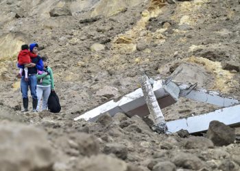 Ecuador declara alerta en poblado andino ante eventual deslave
