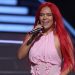 Karol G sorprende a sus seguidores con unas fotografías de su época de adolescencia