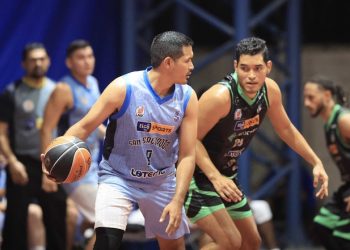 San Salvador logra otro triunfo en su lucha por el liderato de la Liga Mayor de Baloncesto