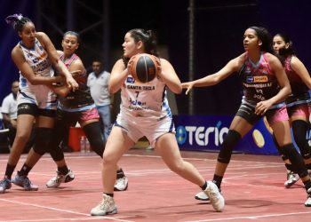 Santa Tecla se adelanta en la serie final de la Liga Mayor de Baloncesto Femenina