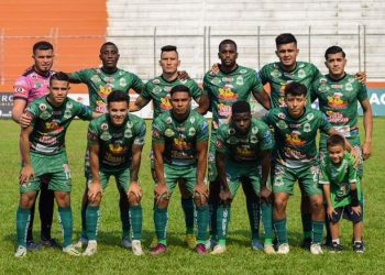 Aterrizaje forzoso de Atlético Marte en el Barraza