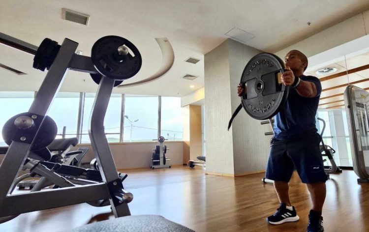 El Parapowerlifting Herbert Aceituno, competirá este sábado en la Copa del Mundo, en Georgia. Foto/INDES
