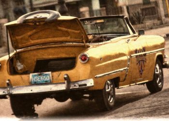 ESCINE presenta un viaje al pasado de los automóviles con la Exposición Almendrones