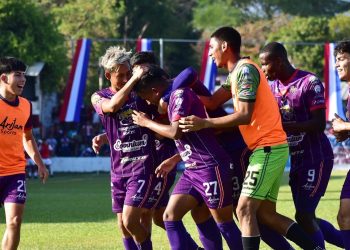 Ricardo Serrano, entrenador de Chalatenango: «Casi nadie ha tenido el valor de encarar un torneo tan complicado con varios jóvenes» 
