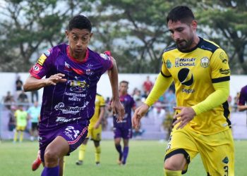 11 Deportivo le puso freno al Chalatenango