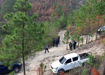 Cuatro delincuentes fallecidos y dos policías heridos tras enfrentamiento en Honduras