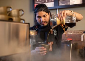 Más de 8,000 personas se han capacitado en la Escuela de Café