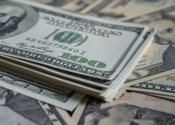 Comercios serán sancionados por no aceptar billetes de $50 y $100