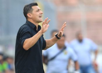 Sebastián Bini, técnico de Águila: «No me interesa el pasaporte de cada jugador, me importa el grupo»
