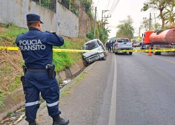 Un fallecido y otro lesionado en dos accidentes de tránsito en Cuscatlán