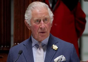 La coronación de Carlos III contará con reliquias donadas por el papa Francisco