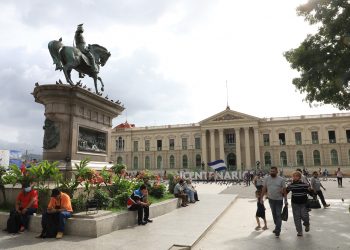 Alcaldía de San Salvador realiza recorridos guiados por el Centro Histórico durante vacaciones