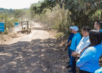Pavimentarán 4.4 kilómetros de calle rural en Suchitoto, Cuscatlán