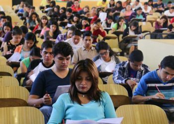 Advierten sobre presencia de corrientes de retorno en bocanas, muelles y desembocaduras de ríos de El Salvador
