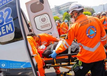 La seguridad del país permite que ambulancias puedan llegar a colonias que antes eran peligrosas