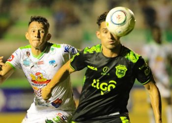 Dragón enciende la llama de la esperanza de Santa Tecla