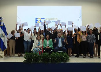 Gobierno promueve el empleo joven en El Salvador