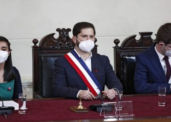 Chile elige consejo para volver a redactar una nueva Constitución