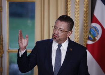«Una cosa es la libertad de prensa y otra es la alcahuetería y el libertinaje»: Rodrigo Chaves, presidente de Costa Rica