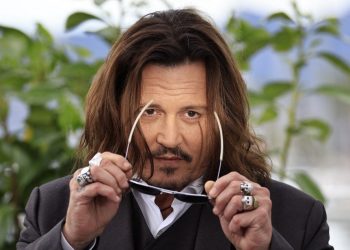 Conmovedora ovación en Cannes por el regreso de Johnny Depp al cine