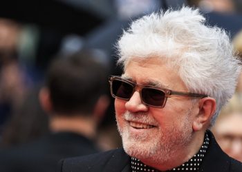 Almodóvar prepara su primera película en EE. UU., afirma productora de El Deseo