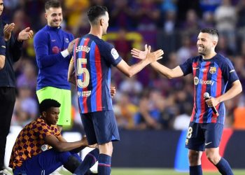 Real Sociedad clasifica a Champions, el Espanyol desciende a segunda y el Barcelona despide en el Camp Nou a Busquets y Alba