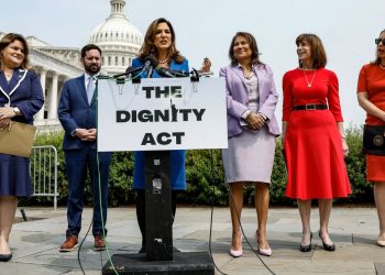 Congresistas de Estados Unidos presentan reforma migratoria