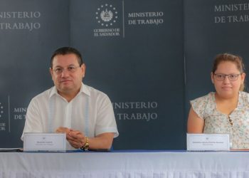 Sexto contingente de salvadoreños beneficiados con el Programa de Migración Laboral saldrá a Canadá