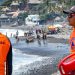 Guardavidas realizan rescate profundo de siete personas en Acajutla