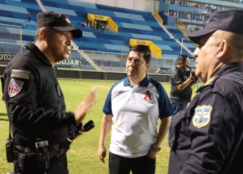 Comisión disciplinaria de la Fesfut cita a árbitros y dirigentes para indagar sobre la desgracia del Cuscatlán