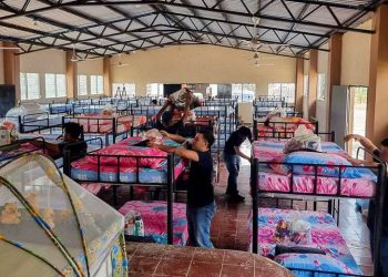 Equipan casa comunal que funcionará de albergue en Pasaquina, La Unión