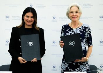 Fundación Julia Díaz y Cancillería apoyan el arte en el exterior