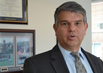 El eventual candidato de la alianza política apoyó destituir al presidente de la república