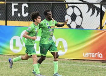 Santa Tecla mantiene paso firme en la Liga Nacional de Fútbol